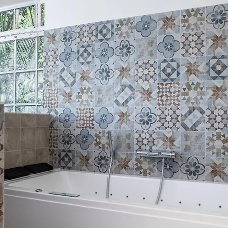 Cotinga, Balneo, Bien-etre, Parc Des Oiseaux Hotel 3*