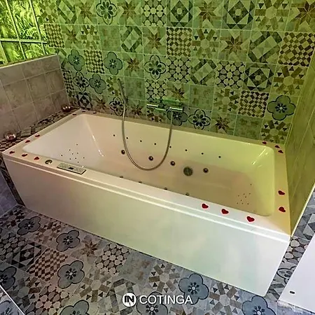 Hotel Cotinga, Balneo, Bien-etre, Parc Des Oiseaux